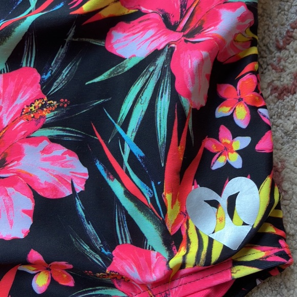 Little girls swimsuits - Picture 5 of 6